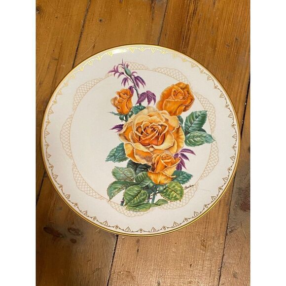 The Edward Marshall Boehm Roses of Excellence Collection Brandy Plate 1983 VTG - Picture 1 of 2